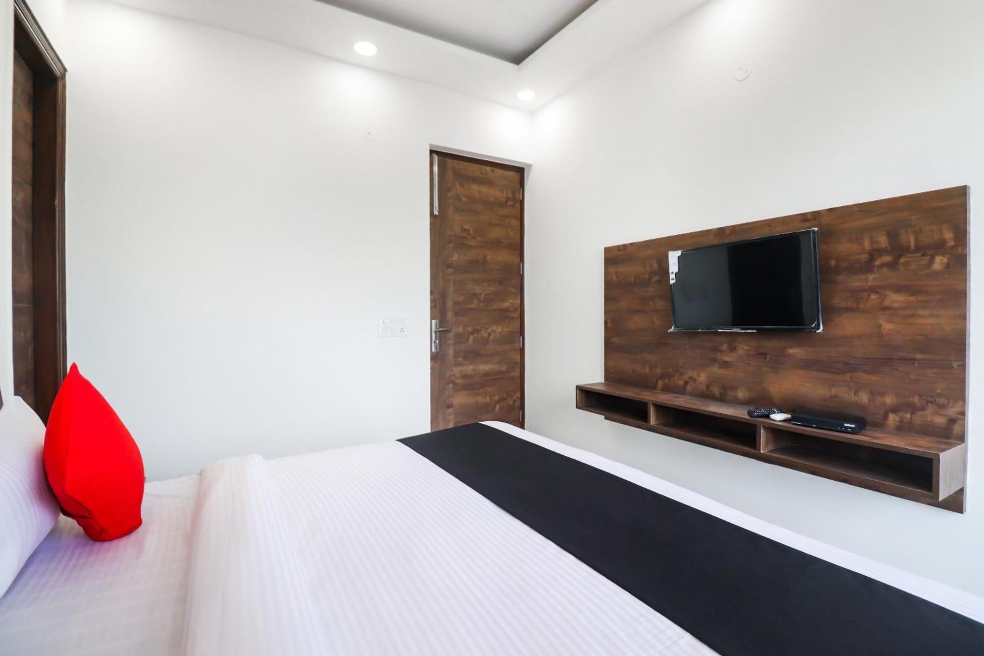 Collection O Green Leaf Residency Gurgaon Bagian luar foto